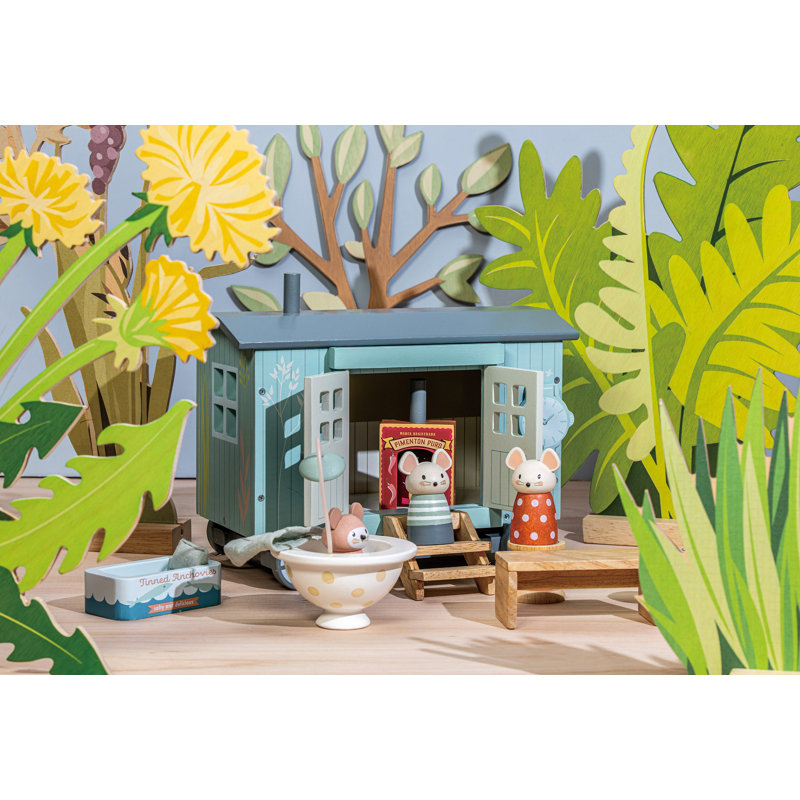 Shepherd's Hut Dollhouse