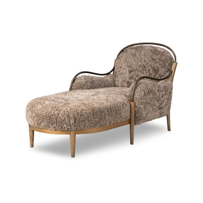 Demi Chaise