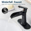 Robinet cascade de lavabo de salle de bain à une poignée, plaque de pont, noir mat, drain escamotable, conduites d'alimentation, contrôle, apparence géométrique, style de robinet latéral, installation de valve à cartouche
