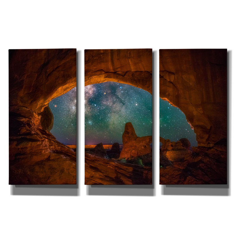 « Fenêtre sur le ciel - Parc national des Arches », triptyque mural de Darren White, 91,4 cm x 61 cm, 78 po x 34 po
