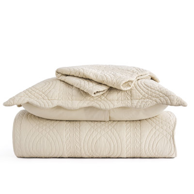 Scallop Edge 100% Cotton Quilt Set