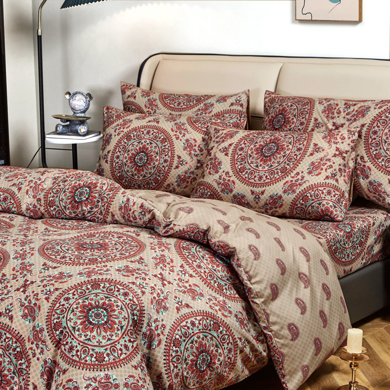 Sunshine Festival Polyester Damask Duvet Cover, King