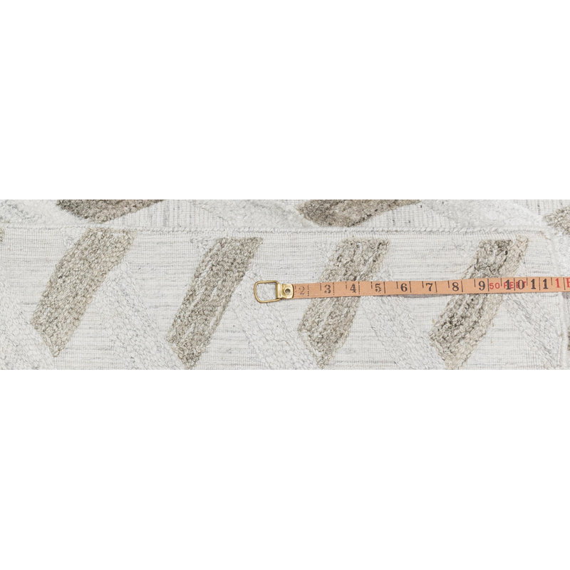 Geometric Area Rug in Gray, Rectangle 10' x 14'