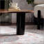 Table basse moderne en forme de nuage de forme irrégulière avec recherche par mot-clé, table d'appoint haute densité écologique, surface lisse de vernis de cuisson ultrabrillant, pieds cylindriques stables, table de salon minimaliste facile à assembler