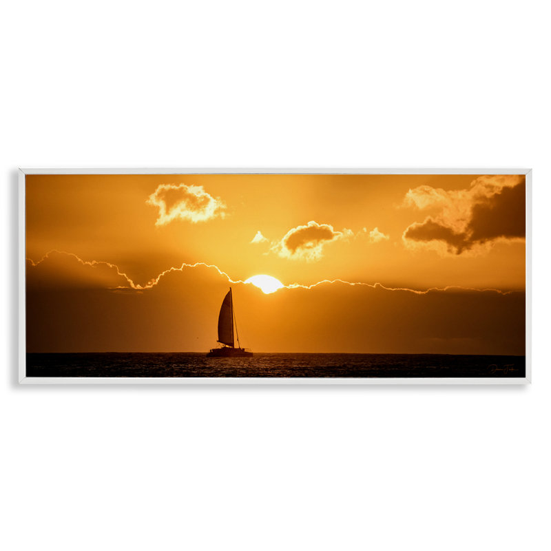 Voilier au coucher du soleil, Estampe numérique encadrée blanc bord de mer, H 10 po x l 24 po