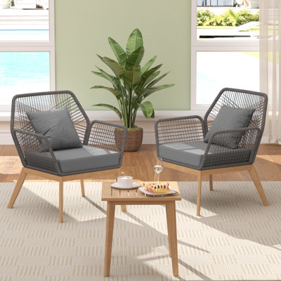 Fauteuil moderne en corde tissée avec table basse en chêne rouge
