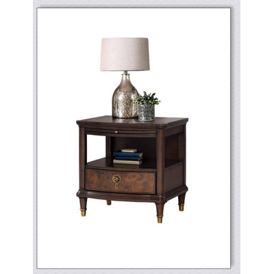 Table de bout de style moderne avec pieds dorés, boutons ronds et plateau coulissant, finition cerisier foncé pour le salon principal