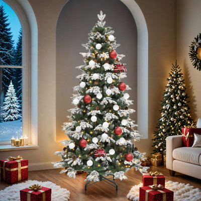 Arbre de Noël 7,5 pi avec lumières réglables et pommes de pin