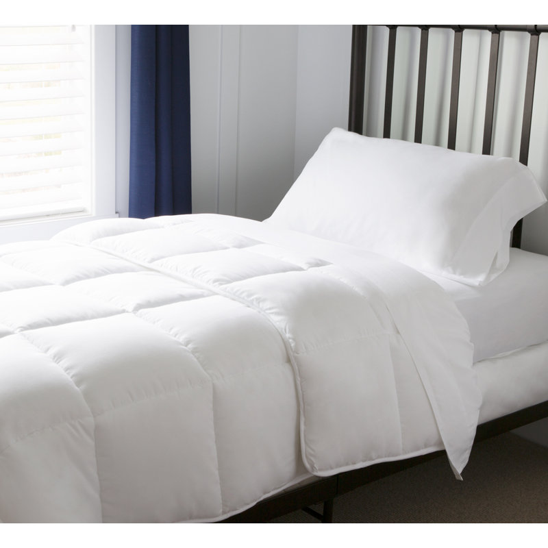 Full White Reversible Microfiber Bedding Set
