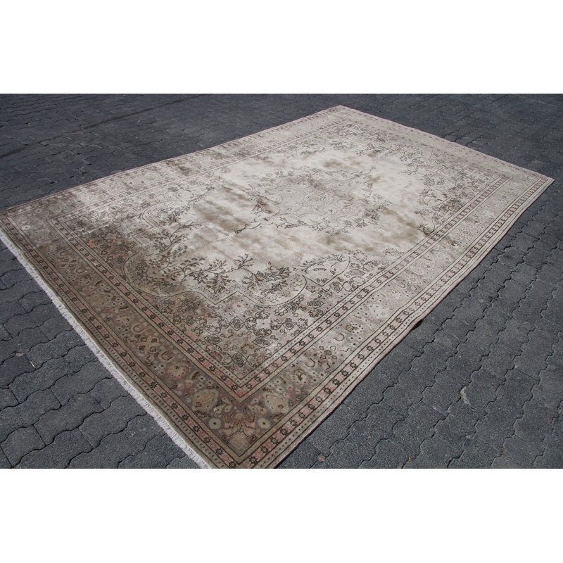 Tapis turc rétro fait à la main dans des tons neutres: grand tapis en laine pour la décoration du salon
