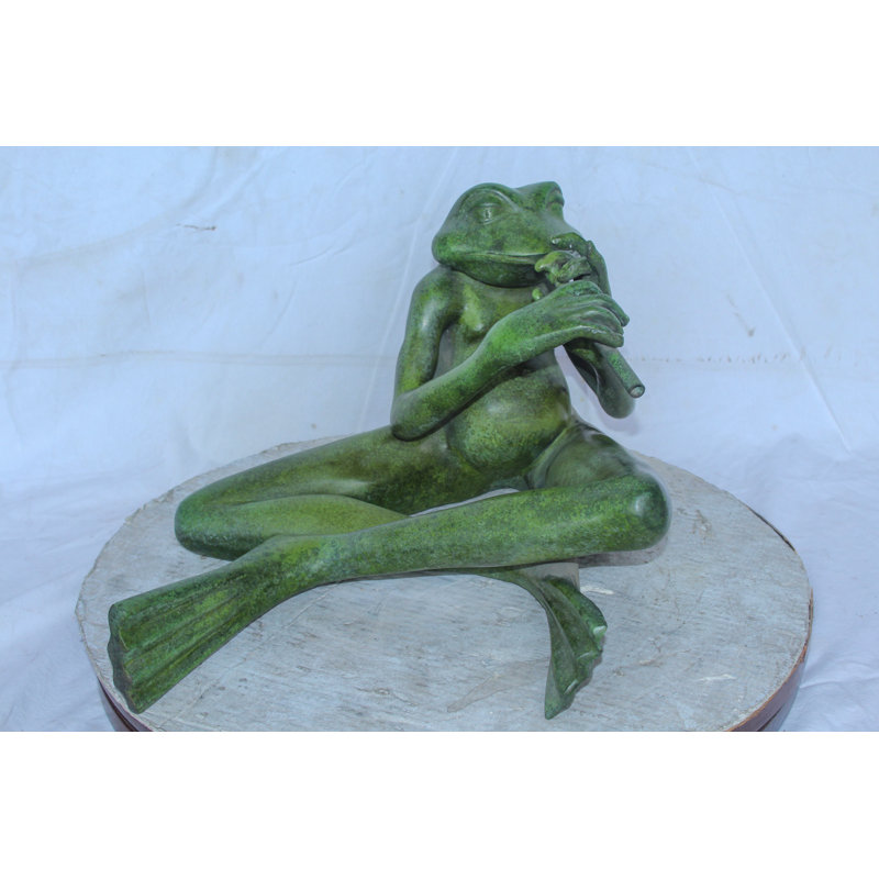 Statue de grenouille musicale jouant de la flûte en bronze avec patine verte de la collection Nifao 20 po x 18 po x H 12 po