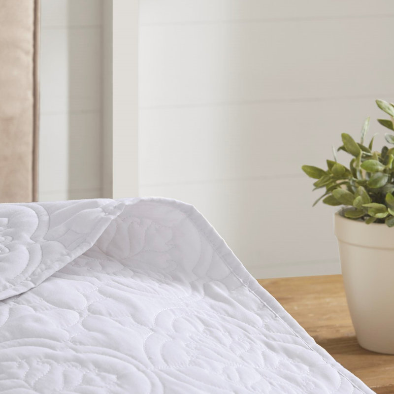 White 3 Piece Bedspread King/ King - Reversible Microfiber, Filled, , Marvelous, Machine Washable For Pieces, Microfiber And , Soft,