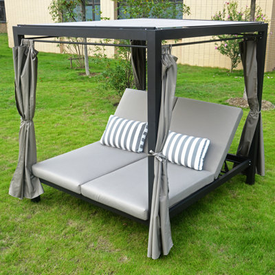 Long Single Chaise