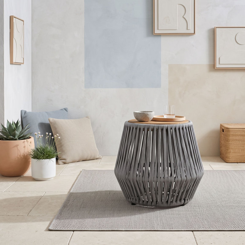 Table d'appoint en bois pour l'extérieur
