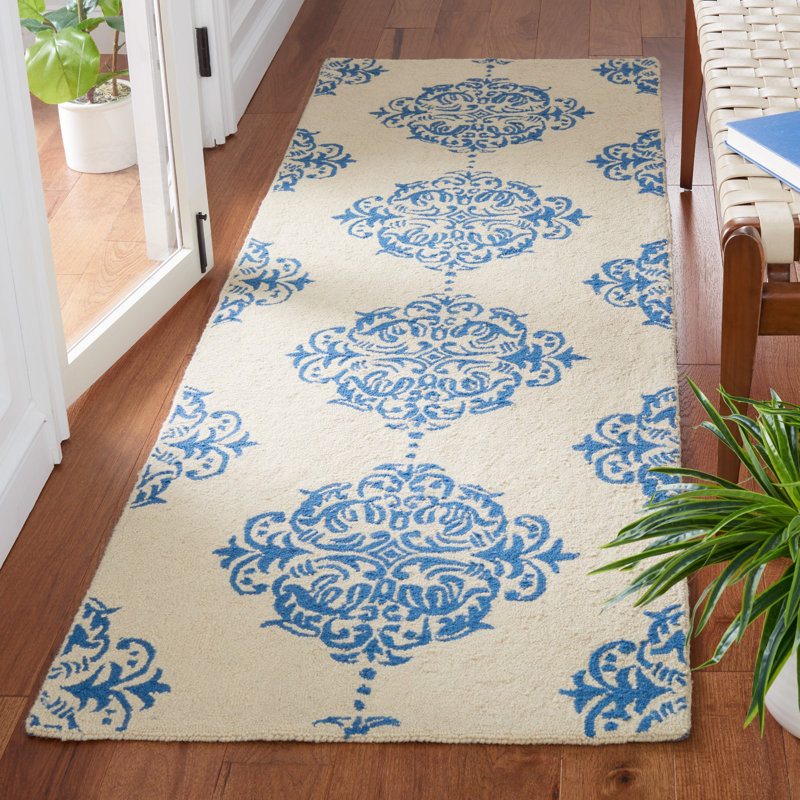 Tapis ivoire / bleu en laine crocheté à la main Daijah, Ovale 4 pi 6 po x 6 pi 6 po