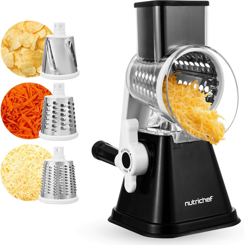 Râpe à fromage et déchiqueteuse 3 en 1 Nutrichef | Base d'aspiration robuste, poignée rotative avec verrou de sécurité | Comprend une manivelle et 3 pales pour 3 textures, fine, moyenne et bandes | Noir