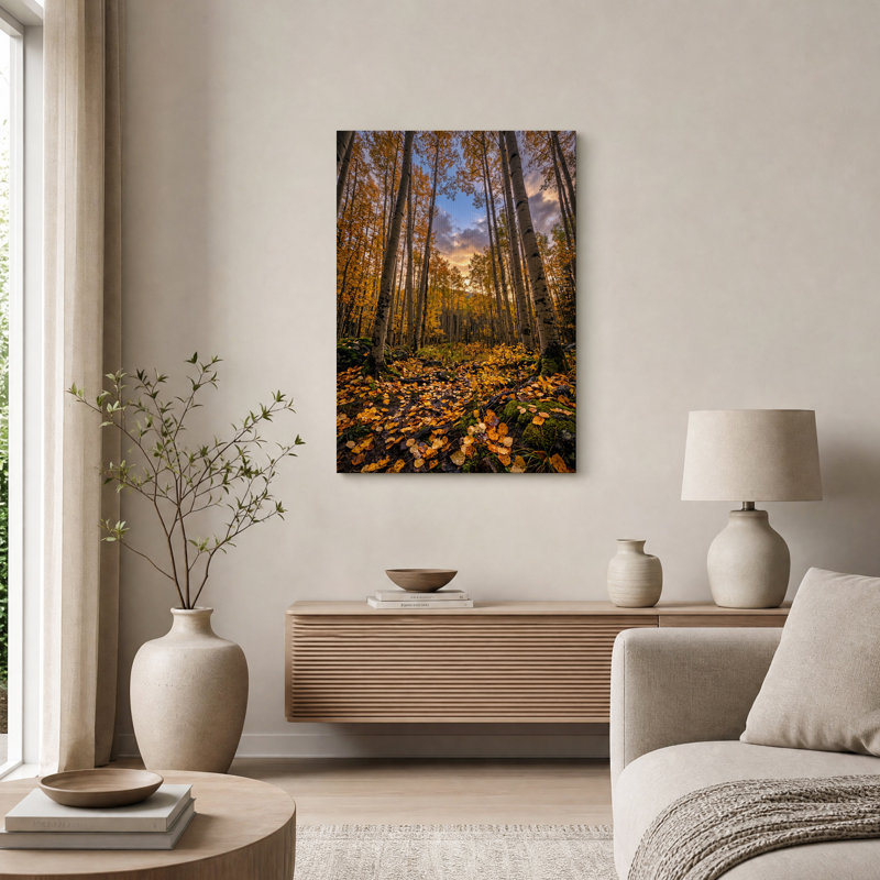 Tableau sur toile représentant des trembles aux feuilles dorées et un coucher de soleil, H 48 po x l 32 po