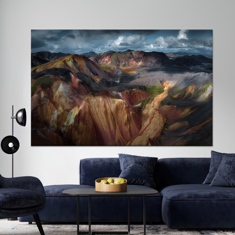 Art moderne de montagne de l'Islande moderne: décor de toile imprimée, toiles or encadrées 1P, 31,6 po H x 43,4 po l