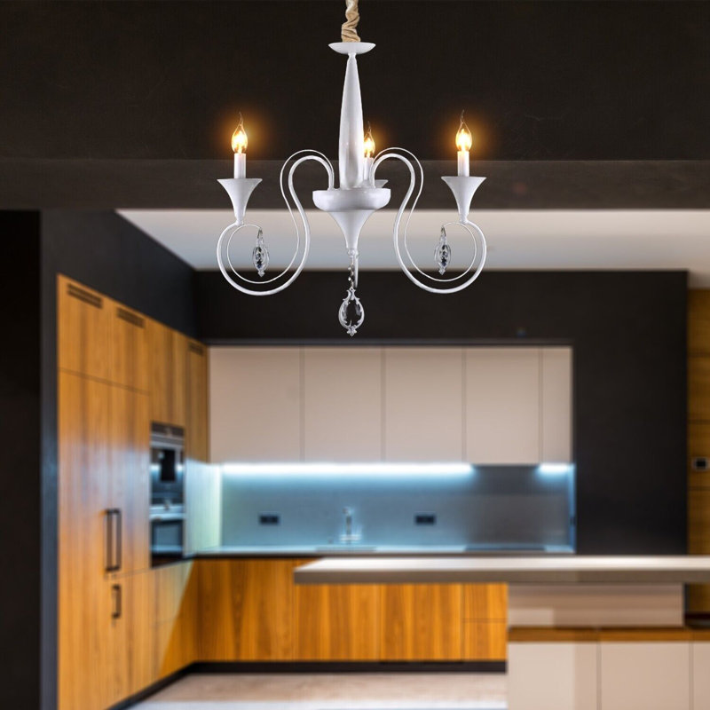 Giselle Chandelier, Yes