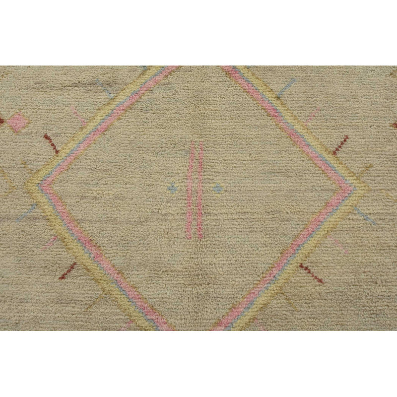 Tapis unique 9 pi 3 po x 11 pi 6 po Hadel