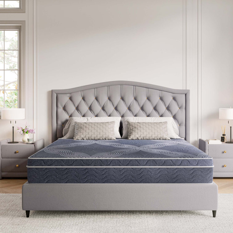 Wayfair Sleep™ 10.5 Medium Hybrid Mattress