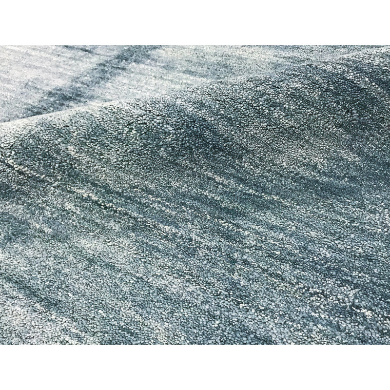 Wool Area Rug in Light Blue/Ivory
