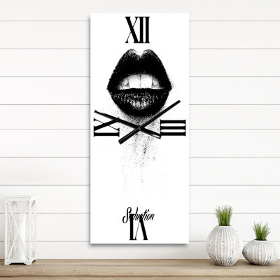 Horloge murale moderne monochrome
