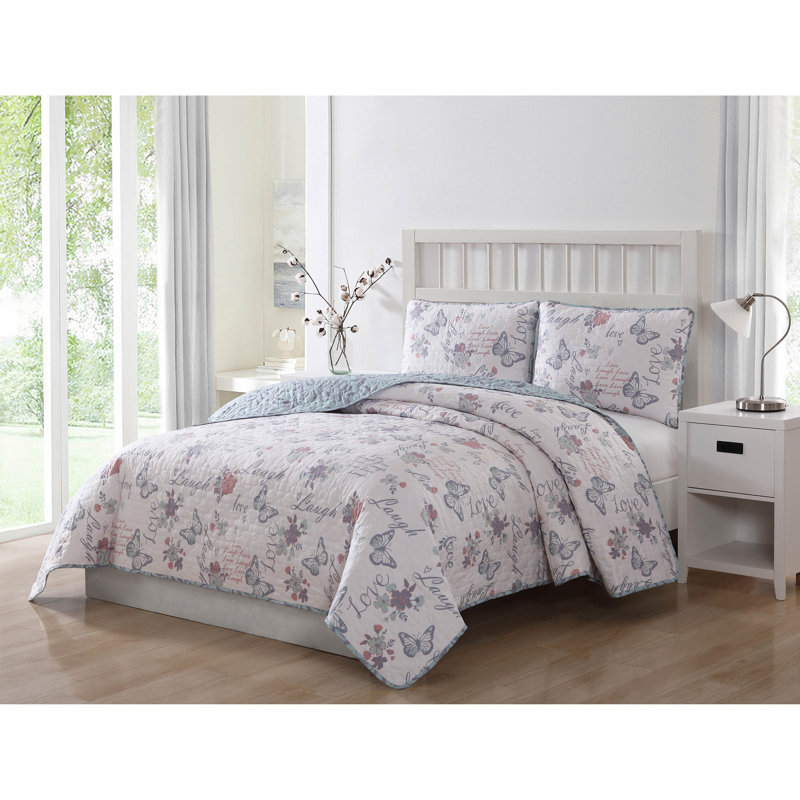 Live Laugh Love Floral Quilt, King