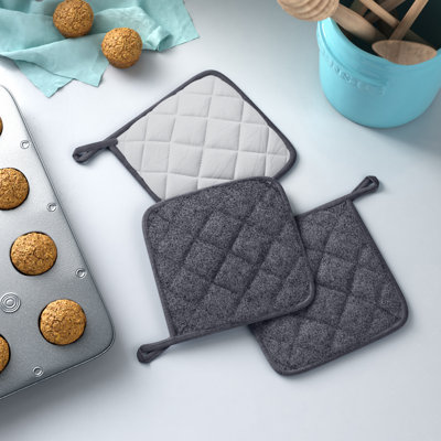Prep & Savour Damontray Cotton Blend Potholder Set