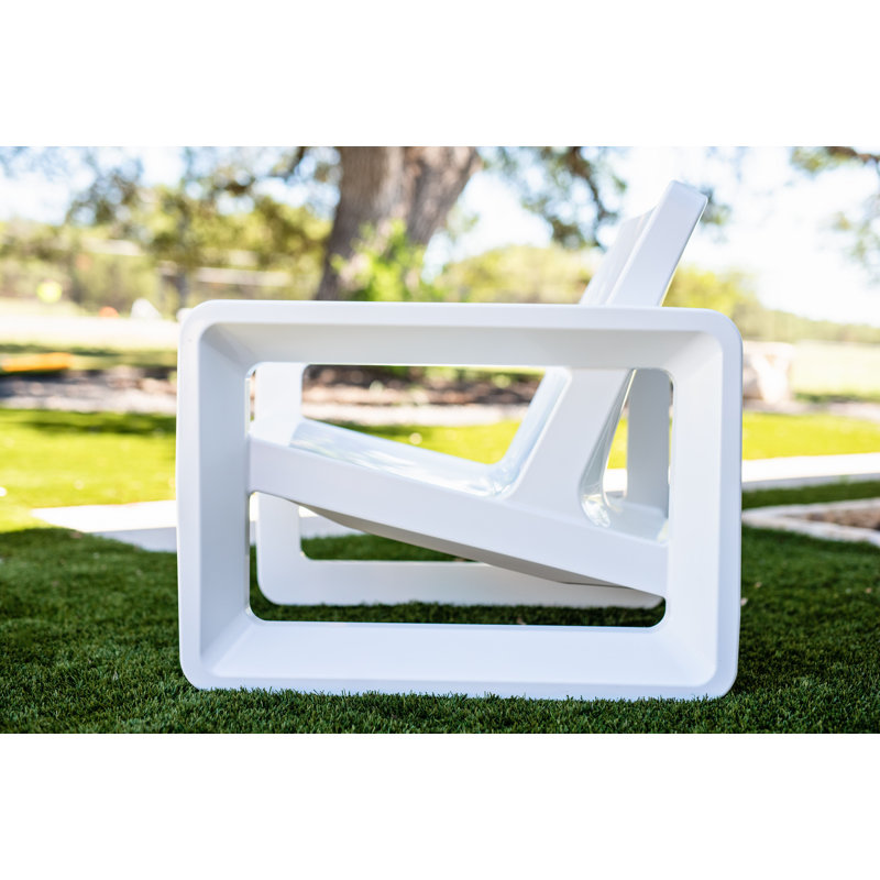 Deck Outdoor Lounge Chair, Highcloud White