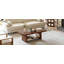 Table basse de 47,2 po en forme d'éventail avec tablette de rangement inférieure, finition grain de bois de noyer, table de salon moderne de style Mid-Century, mobilier d'appoint de style maison de campagne pour grands espaces, assemblage facile