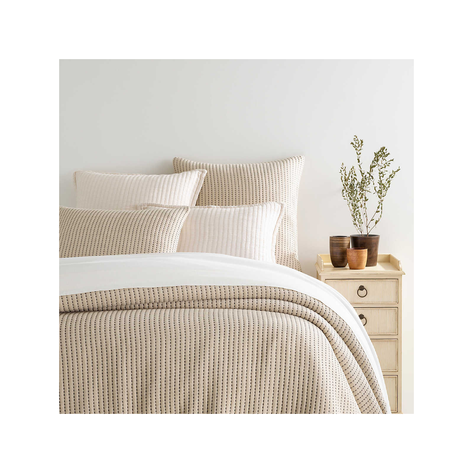 Pick Stitch Matelasse Coverlet, Natural, Full/Double Coverlet