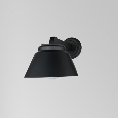Louwra Aluminum Wall Light