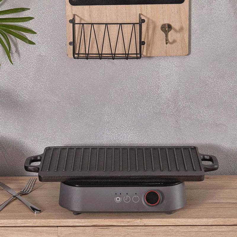 Dodge 23cm Non-Stick Cast Iron Reversible Grill / Griddle