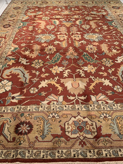 Wool Oriental Area Rug in Red/Beige