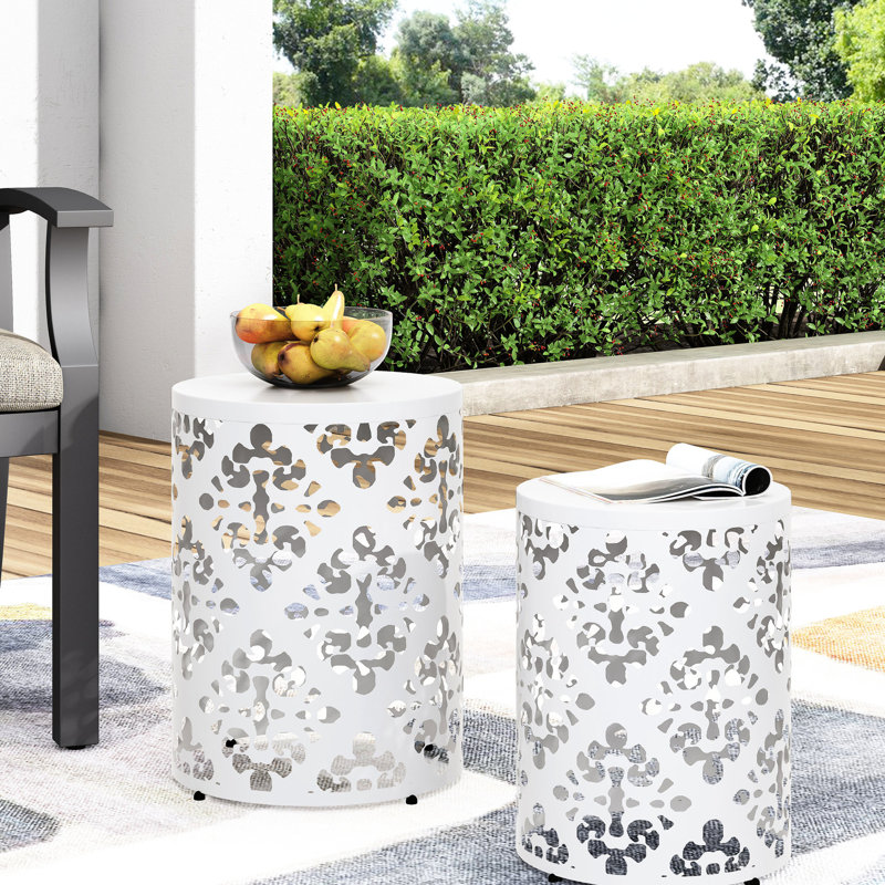 Modern Iron Cut Metal S/2 End Table , White, And In Style, No Assembly Pair, Design With Ornamentation, White, White