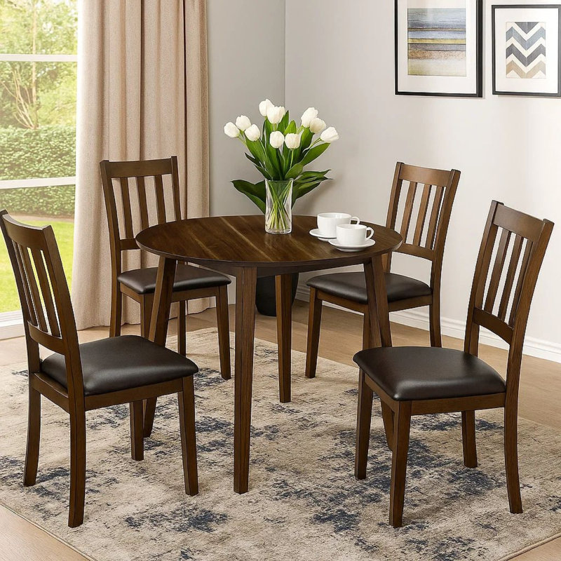 Ensemble de salle à manger 5 pièces, Ensemble de cinq pièces : table, quatre chaises