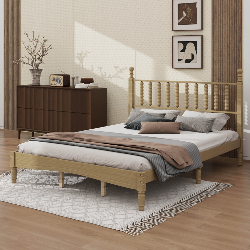Grand lit plateforme en bois