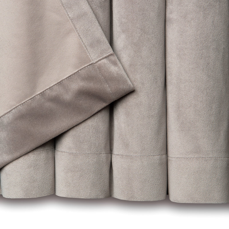 Paire de rideaux obscurcissant avec œillets Shontaya, Taupe, L 52 po x L 63 po