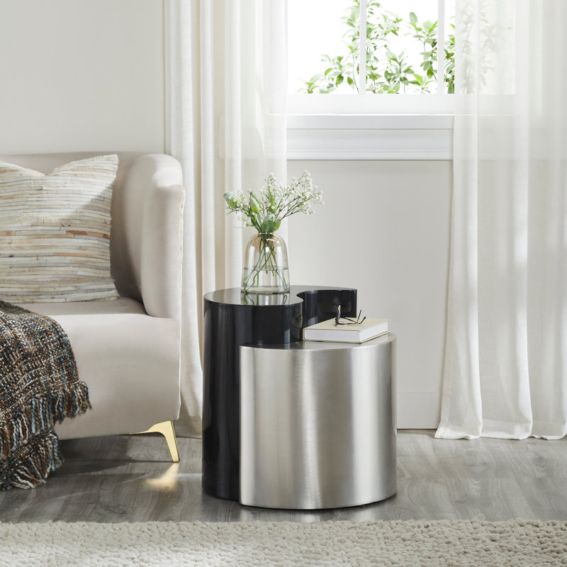 Table de bout de style moderne