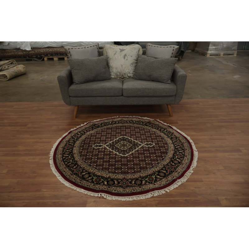 Tapis traditionnel traditionnel rouge et noir 5 pi x 5 pi
