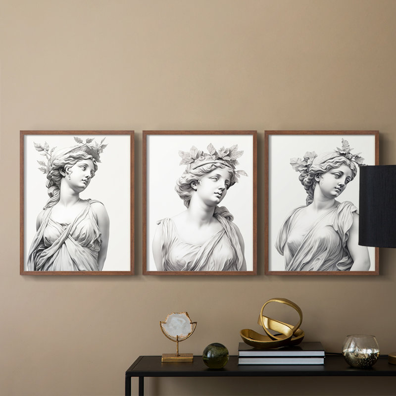 Série féminine IV - Ensemble de 3 estampes numériques - Prêt à accrocher, Cadre noyer, H 20 po x l 16 po