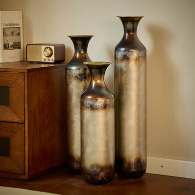Vase de plancher Medhansh