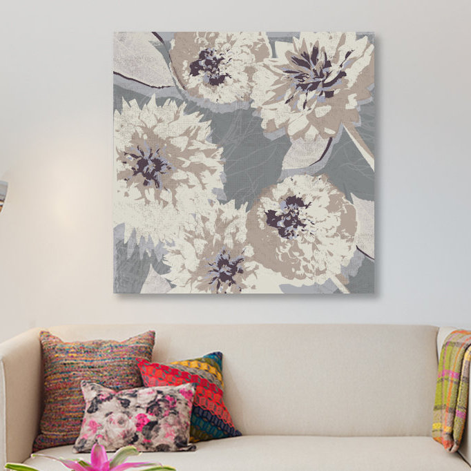«Flower Layers II», reproduction d'impression sur toile tendue, H 18 po x l 18 po x P 1,5 po, Toile encadrée noire