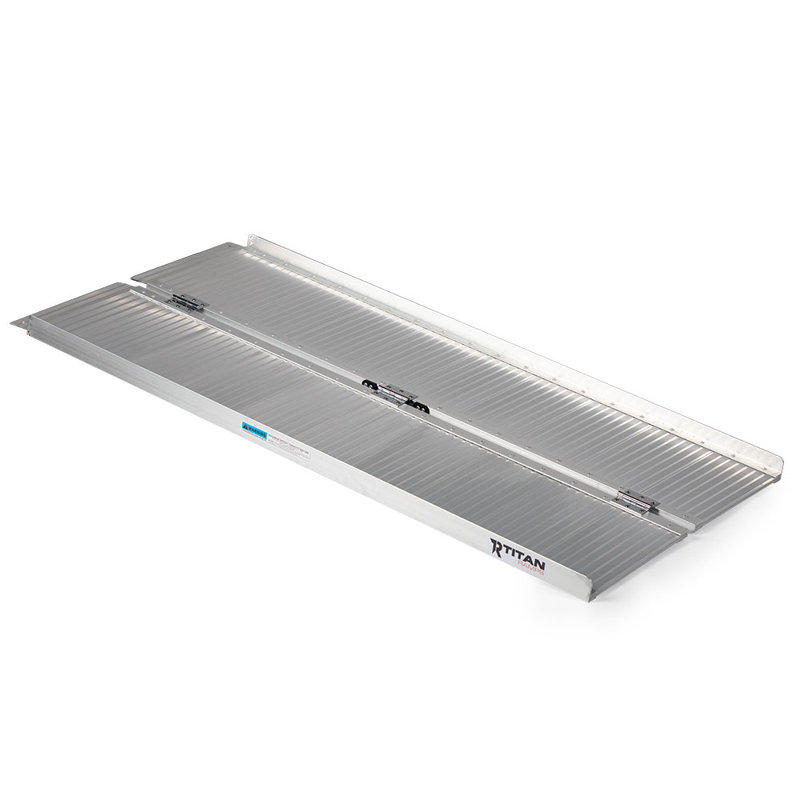Rampe pour fauteuil roulant pliable 4 pi Titan Ramps - 600 lb Capacité, H 4 po x l 29 po x P 48 po