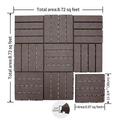 Carreaux de terrasse composites imbriqués pour une utilisation extérieure, conception à quatre lattes résistantes aux intempéries avec installation facile par pression et système de drainage ouvert.