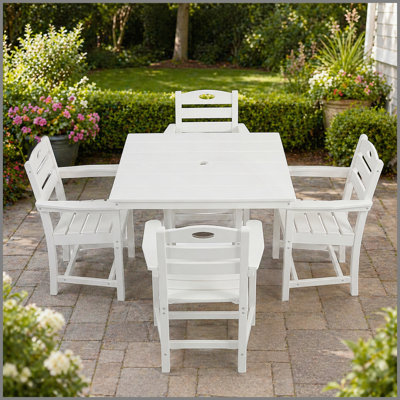 Ensemble de salle à manger de patio en PEHD blanc 5 pièces avec table carrée, trou pour parasol et 4 fauteuils