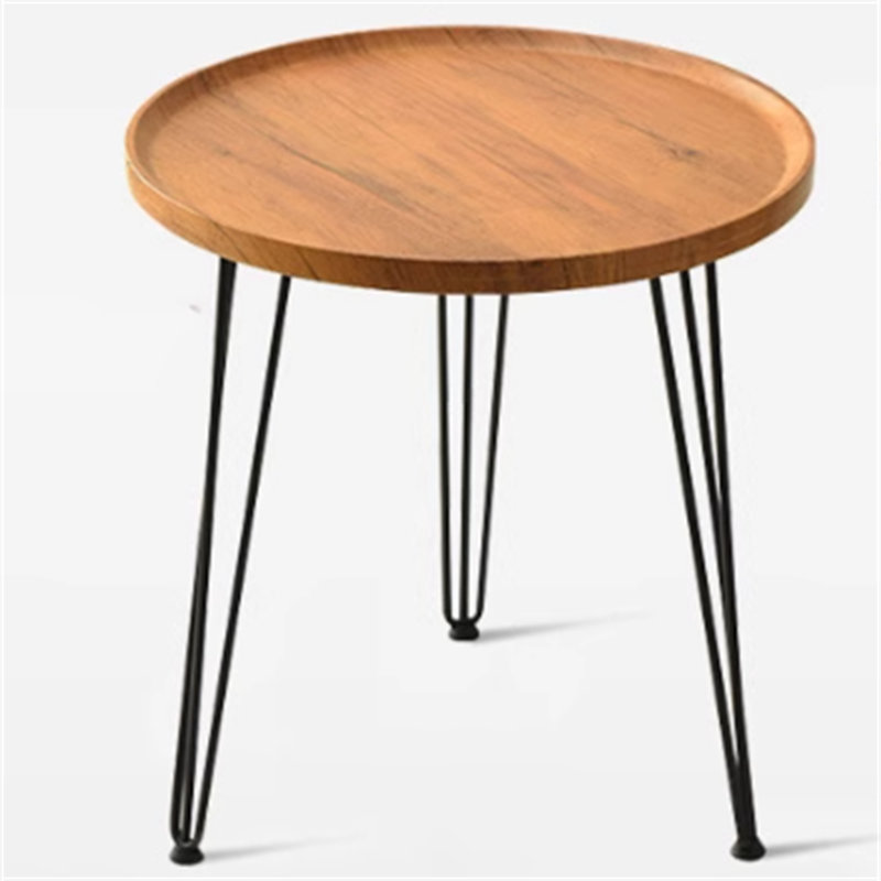 Table basse simple en bois massif
