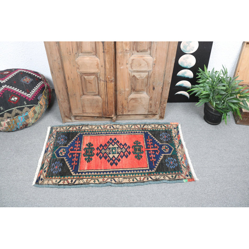Tapis rectangulaire noué à la main
