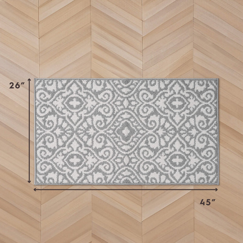 Feya Machine Woven Synthetic Damask Aera Rug in Green/White, Light Gray, Rectangle 2'2" x 3'9"